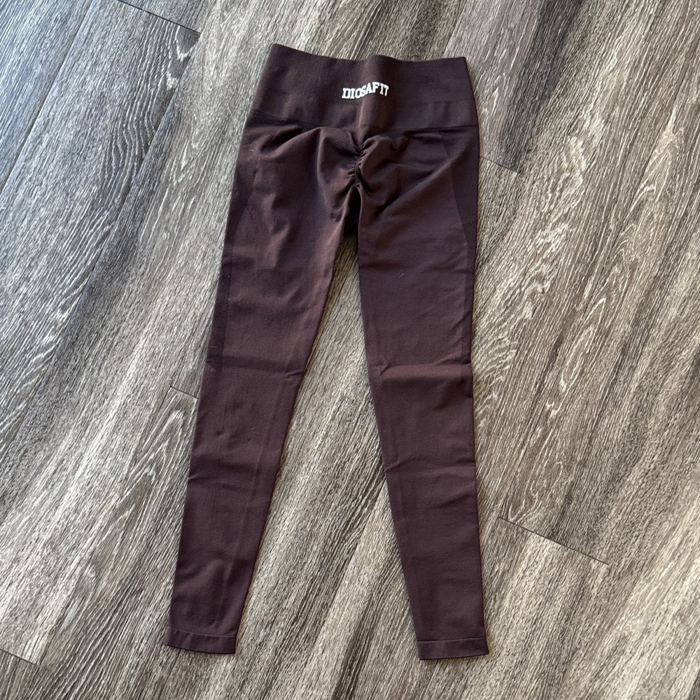 DiosaFit Chocolate Brown Seamless Leggings